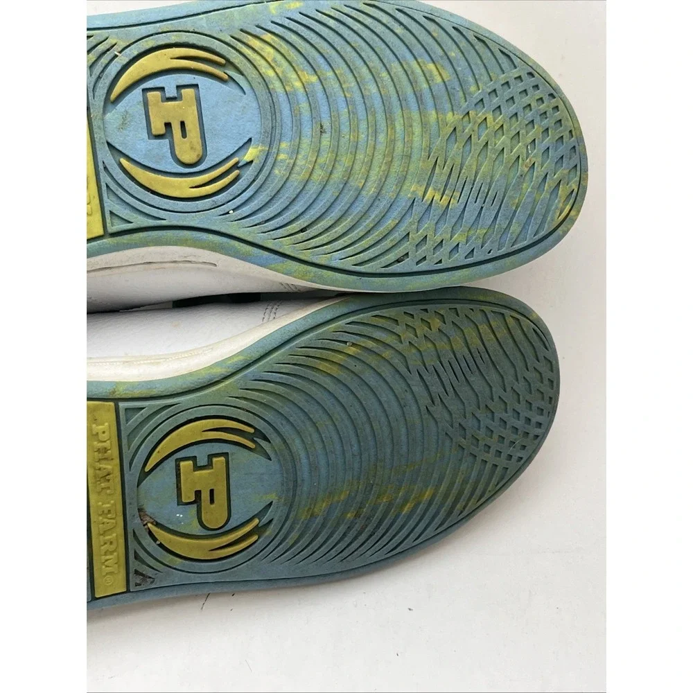 Phat farm size 5 boys Shoes PC Ice 2 white skyline